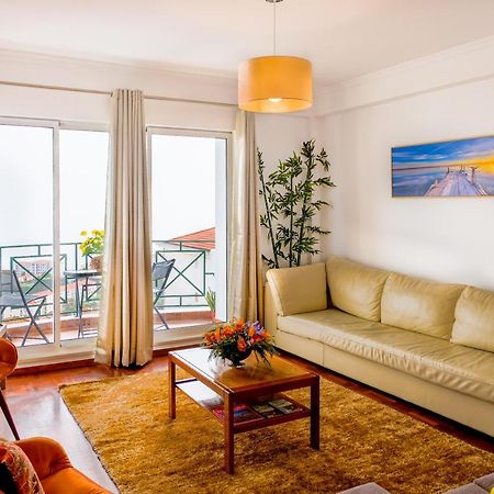 كانيكو Modern & Spacious Sea View Flat For Lovely Vacation المظهر الخارجي الصورة